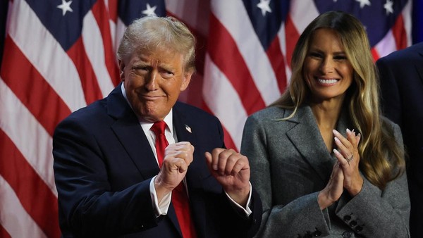 Donald Trump Kembali ke Gedung Putih