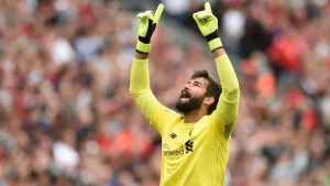Alisson Dipermainkan Juventus, Liverpool Frustrasi!