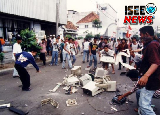 15 Mei 1998: Hari-Hari Terbakar Menuju Runtuhnya Orde
